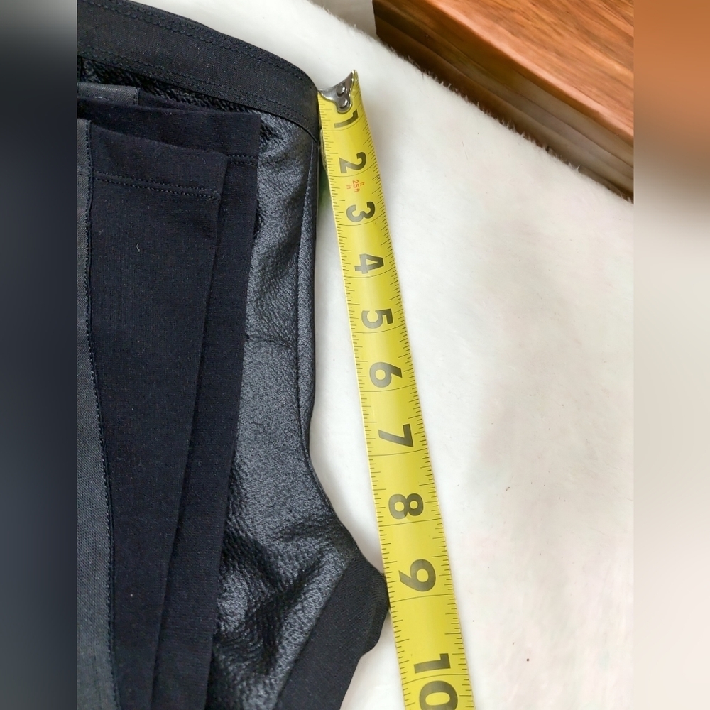 BCBG Max Azria Landyn Vegan Leather Black Leggings Size XS - Picture 4 of 11